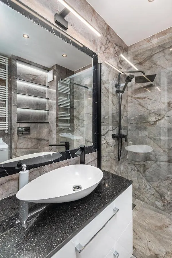 Wiktoryn 6A By Homeprime Warsaw Apartment